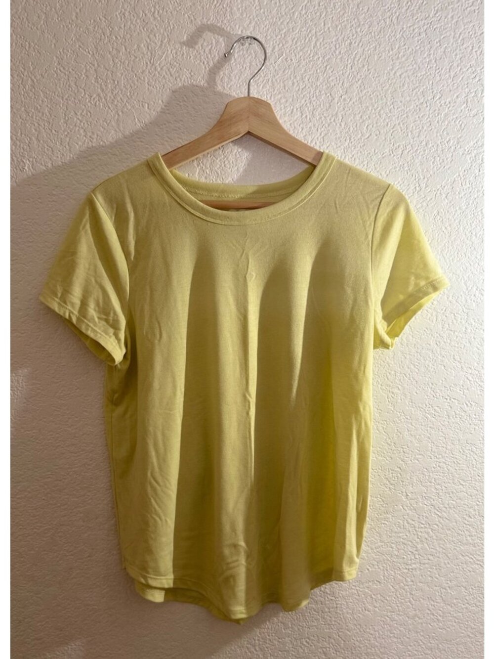 SO Girls Casual Yellow Shirt Size Medium
